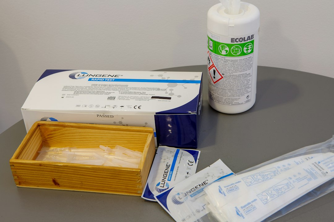 Pote Improvisado Estraga o Exame do Pet? Descubra Como o Kit Tubo de Coleta 12 ml Garante Resultados Precisos e Sem Estresse