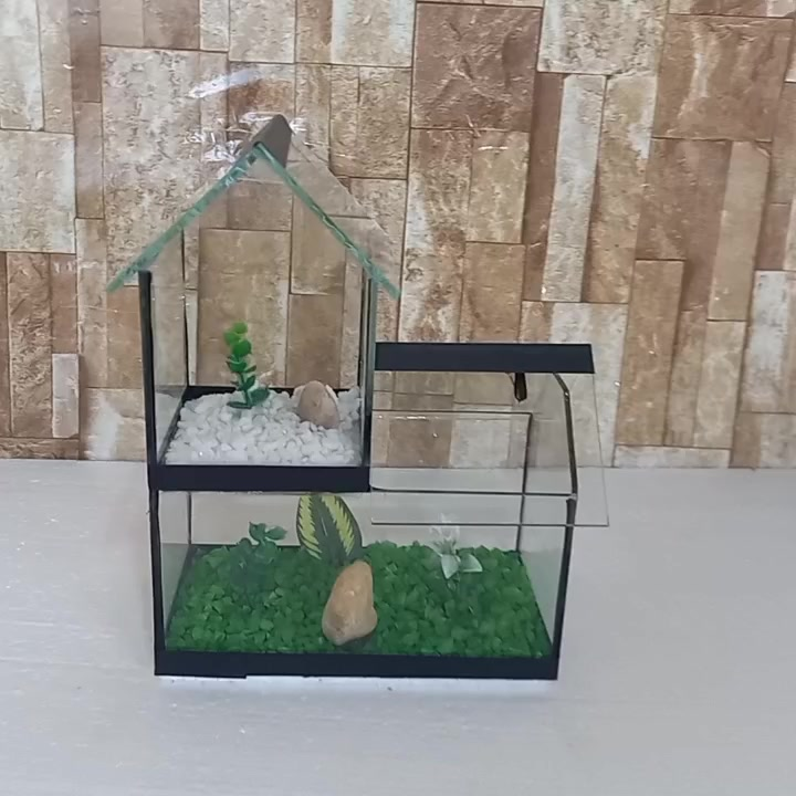 Aquario Beteira Castelo Para Peixe Betta decorado pedrinhas e planta artificial