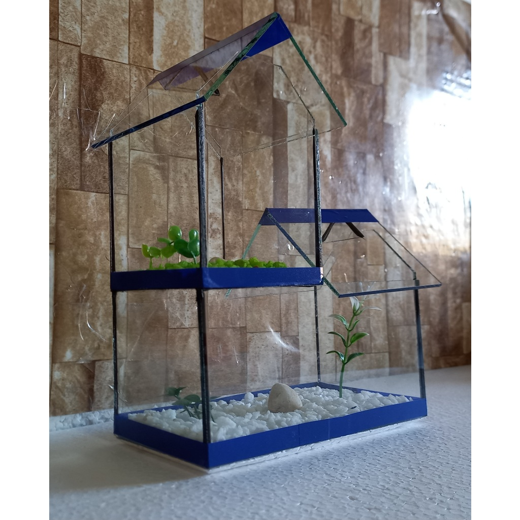 Aquario Beteira Castelo Para Peixe Betta decorado pedrinhas e planta artificial